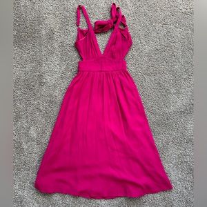 Lulu’s Magenta Tie Back Midi Dress